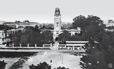 20 世纪 20 年代的中山大学钟楼。